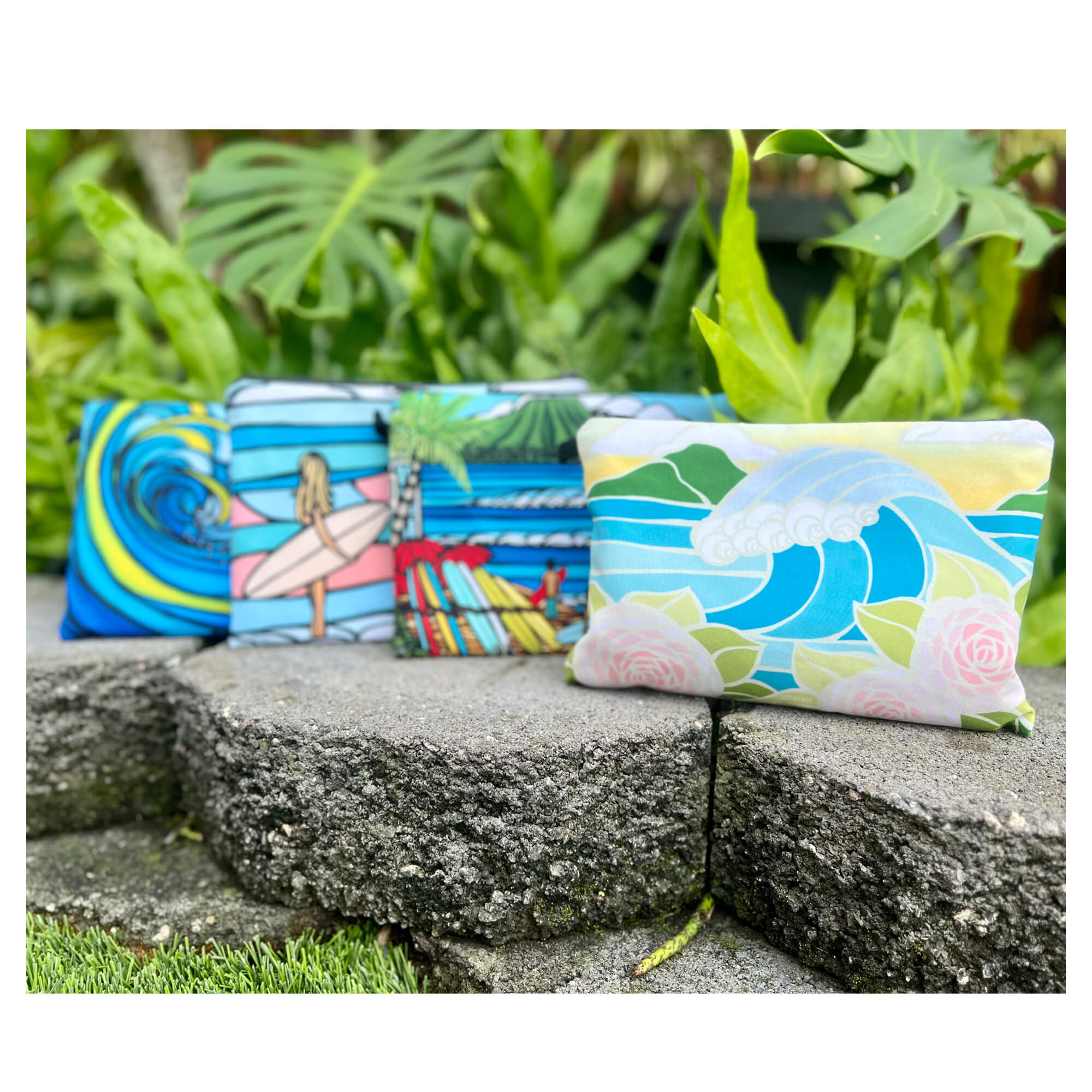 Waikiki Holiday Beach Clutch - Products - Heather Brown Art